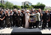 مراسم تشییع پیکر بهروز رضوی