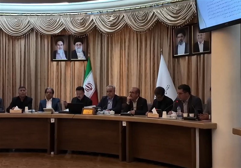 جلسه شورای مسکن و ستاد بازآفرینی شهری استان آذربایجان‌شرقی