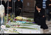 آئین غبارروبی و عطرافشانی مزار شهدای اقتدار و رمضان در تبریز