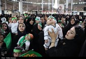 طنین لالایی‌های عاشورایی در آیین شیرخوارگان حسینی استان مرکزی+تصاویر