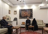 سرلشکر عبداللهی با خانواده شهید پاکپور دیدار کرد