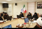 دشمنان بر روی مسائل خانواده سرمایه‌گذاری می‌کنند