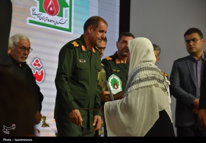 اخبار سقز , اخبار استان کردستان , خانواده شهدا , شهید , سپاه پاسداران انقلاب اسلامی , 