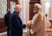 إیران وعمان تشکلان لجنة لمناقشة إدارة مضیق هرمز