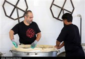 تهیه و توزیع غذای نذری در مناطق محروم جنوب شرق کشور
