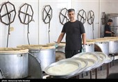 تهیه و توزیع غذای نذری در مناطق محروم جنوب شرق کشور