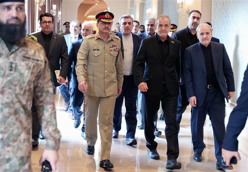Iran Calls for Formation of Strong Muslim Bloc to Promote Unity