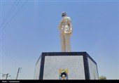 رونمایی از تندیس‌های مقاومت و وفاداری در چرام