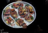 آیین سنتی توزیع نذری در روستای اراضی -اصفهان