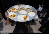آیین سنتی توزیع نذری در روستای اراضی -اصفهان