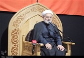 عاشورا روز دنیاطلبی نیست؛ روز ایستادن پای حق است