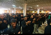 اقامه نماز ظهر عاشورا در زنجان