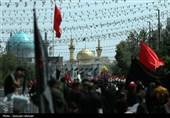 عزاداری زائران و مجاروان مشهدالرضا(ع) در عاشورای حسینی