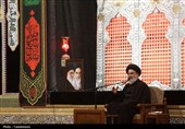 حضور بانوان عزادار در جوار حرم کریمه اهل‌بیت(س) روز عاشورا