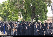اقامه مراسم عزا و نماز ظهر عاشورا در بندرلنگه