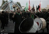 آیین عزاداری عصر عاشورا در ورامین با حضور مردم برگزار شد
