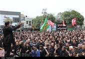 تجمع عاشورایی مردم اردبیل در میدان عالی‌قاپو؛ تجدید بیعت با مکتب سیدالشهدا(ع)