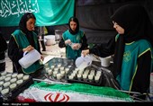 نذر هر ساله موکب ها در ظهر عاشورا
