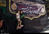 نذر هر ساله موکب ها در ظهر عاشورا
