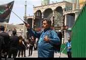 شور عاشورایی هیئت‌های مذهبی در حرم بانوی کرامت