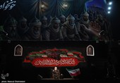 عزاداری شام غریبان حسینی در میدان انقلاب