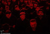 عزاداری شام غریبان حسینی در میدان انقلاب