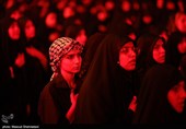 عزاداری شام غریبان حسینی در میدان انقلاب
