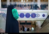 خادمان زائران در روز عاشورا