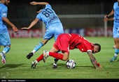 دیدار تیم‌های فوتبال پرسپولیس - چادرملو