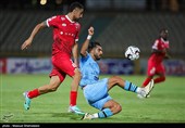 دیدار تیم‌های فوتبال پرسپولیس - چادرملو