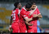 دیدار تیم‌های فوتبال پرسپولیس - چادرملو