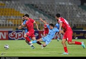 دیدار تیم‌های فوتبال پرسپولیس - چادرملو