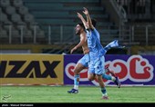 دیدار تیم‌های فوتبال پرسپولیس - چادرملو
