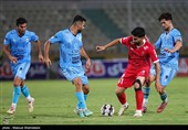 دیدار تیم‌های فوتبال پرسپولیس - چادرملو