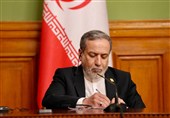 کنایه عراقچی به رئیس دولت تروریست آمریکا درباره تنگه هرمز