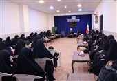 شبکه‌سازی زینبی راه تقویت جریان بانوان مؤمن و انقلابی است