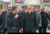 تشرف پزشکیان به زیارت حضرت معصومه (س)