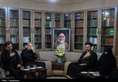 دیدار پزشکیان با خانواده شهید خطیب