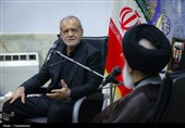 دیدار پزشکیان با آیت‌الله سعیدی