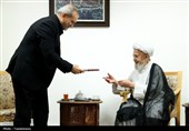 دیدار پزشکیان با آیت‌الله سبحانی