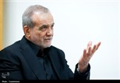 دیدار پزشکیان با آیت‌الله سبحانی