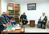 دیدار پزشکیان با آیت‌الله سبحانی