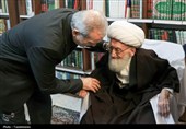 دیدار پزشکیان با آیت‌الله نوری همدانی
