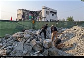 از همان روزهای نخست، تیم‌های تفحص شهدا مشغول جستجوی وجب به وجب آوارهای این جنایت تروریستی هستند و بقایای جدید کشف شده در این عملیات، فردا سه‌شنبه ۹ تیرماه بر روی دستان مردم صبور، مقاوم و شهید پرور خطه‌ی هرمزگان تشییع خواهد شد.