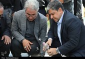 سفر یک‌روزه استاندار اردبیل به مشگین‌شهر؛ از دیدار با خانواده شهدا تا بررسی میدانی پروژه‌ها