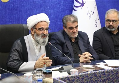 تشییع رهبر شهید جلوه وفاداری ملت و اقتدار انقلاب است