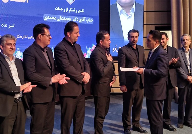 آیین تکریم و معارفه مدیرکل صنعت، معدن و تجارت استان همدان