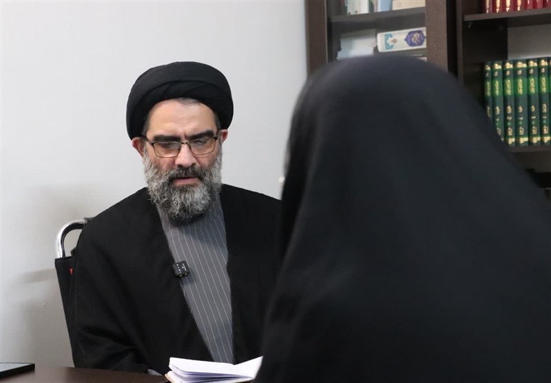 رهبری بر مدار ایمان و عقلانیت؛ بازخوانی سبک مدیریتی رهبر شهید انقلاب