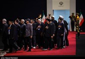 ادای احترام برخی مهمانان و مسئولان خارجی به پیکر امام شهید