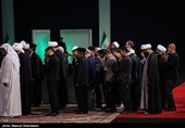 ادای احترام برخی مهمانان و مسئولان خارجی به پیکر امام شهید